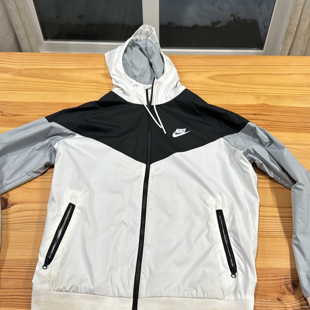 Nike windbreaker